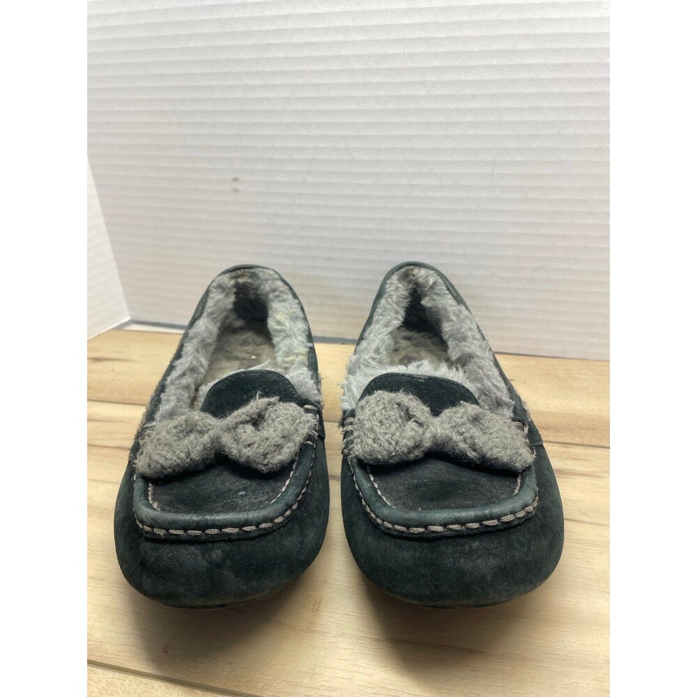 UGG Women Ansley Bow Slipper size 9
